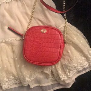 Coral Kate Landry cross body purse